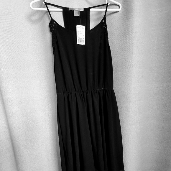 Robe noire - Picture 2 of 4